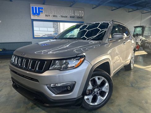 Used 2021 Jeep Compass Limited image 3