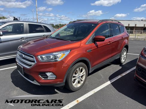 Used 2019 Ford Escape SEL w/ Ford Safe & Smart Package AWD/4WD image 1