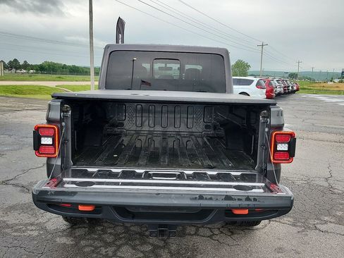 Used 2022 Jeep Gladiator Mojave w/ LED Lighting Group AWD/4WD image 8
