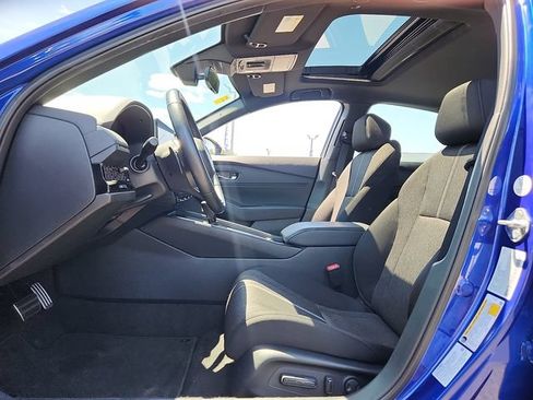Used 2025 Honda Accord Sport image 13
