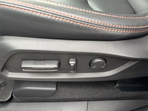 Used 2025 Honda Pilot TrailSport image 17