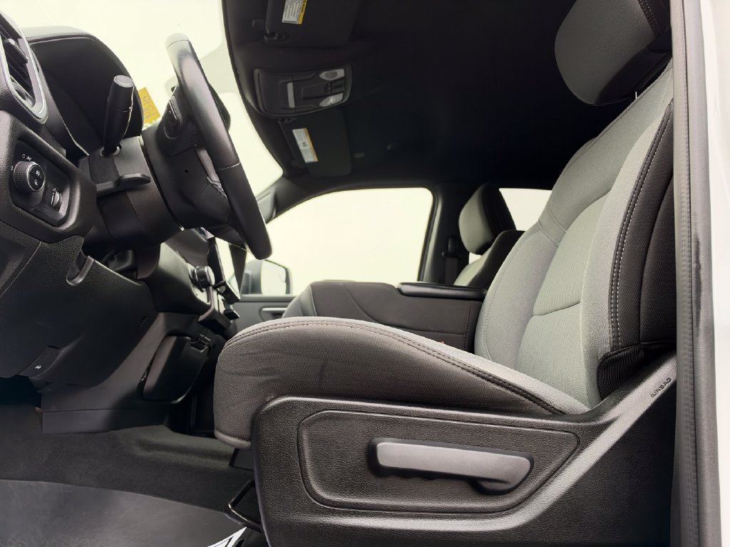Used 2022 RAM 1500 Big Horn AWD/4WD image 16