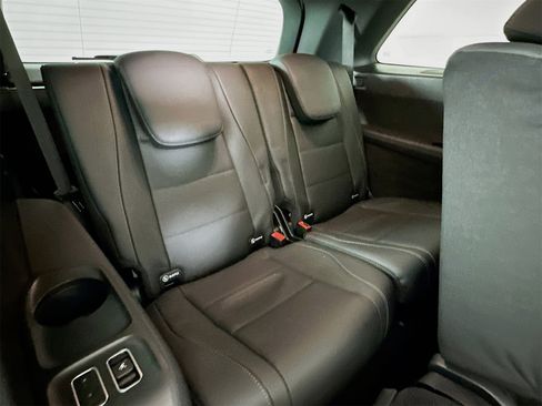 Used 2023 Mercedes-Benz GLS 450 4MATIC image 29