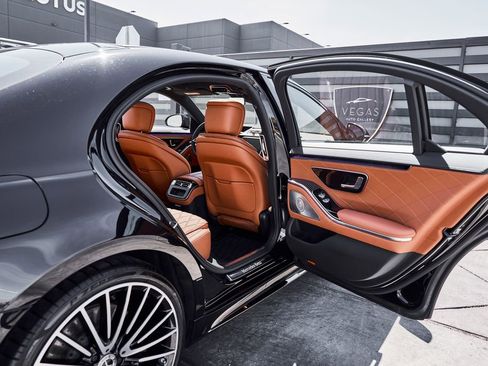 Used 2024 Mercedes-Benz S 63 AMG S image 25