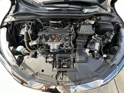 Used 2022 Honda HR-V LX image 8