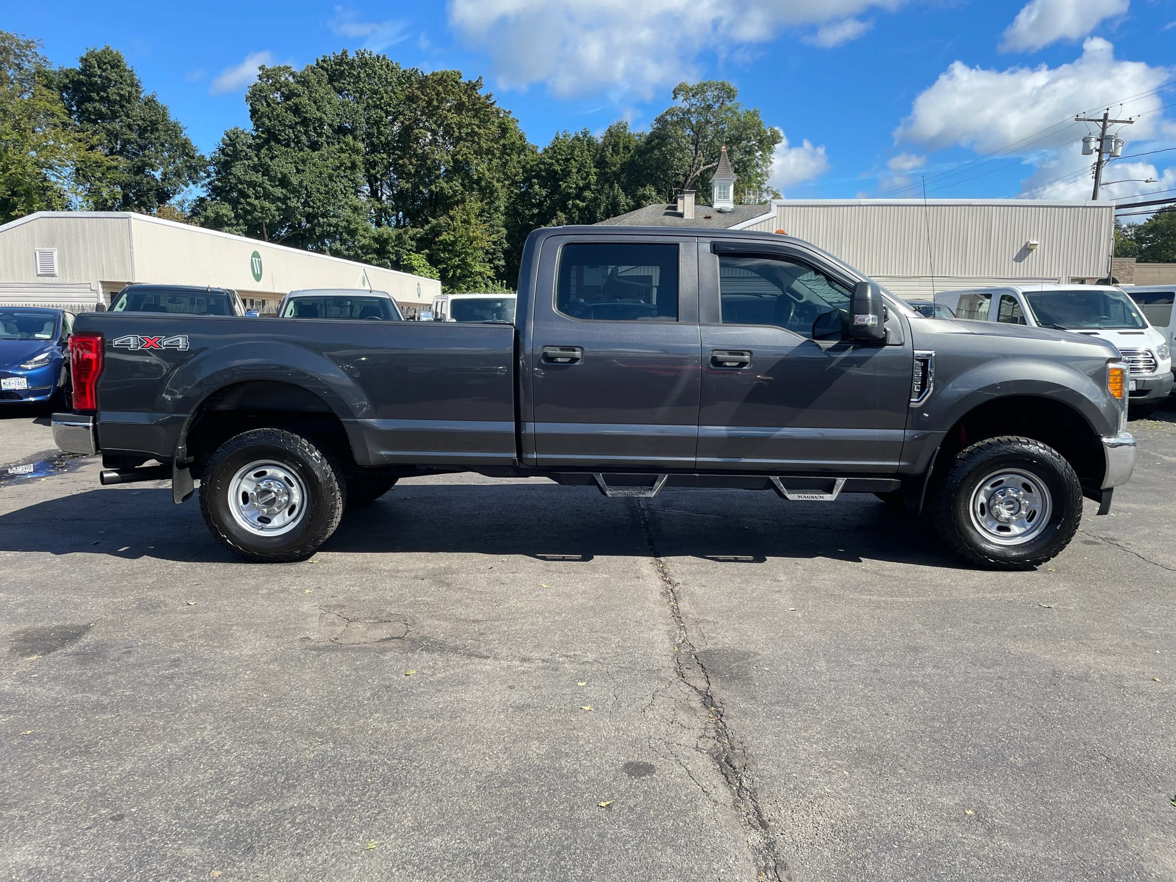 Used 2017 Ford F350 XL AWD/4WD image 6