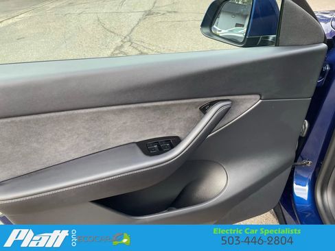 Used 2020 Tesla Model Y Performance image 20