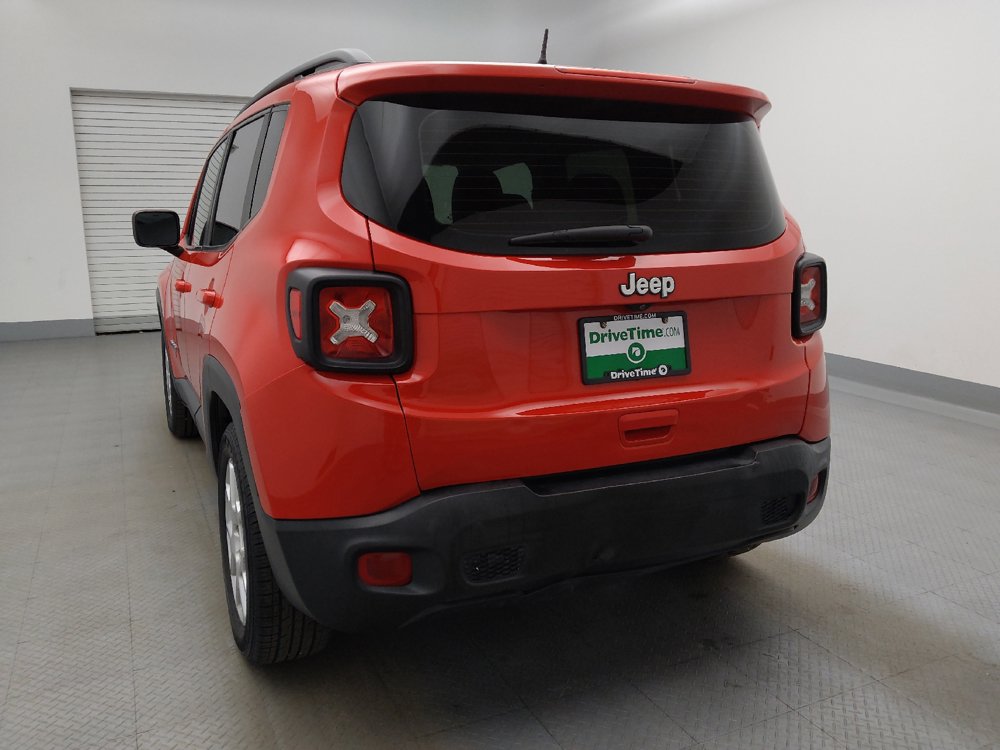 Used 2020 Jeep Renegade Latitude FWD image 6