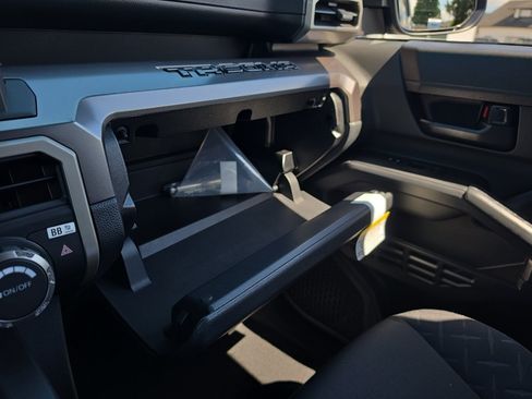 New 2026 Toyota Tacoma SR5 AWD/4WD image 28