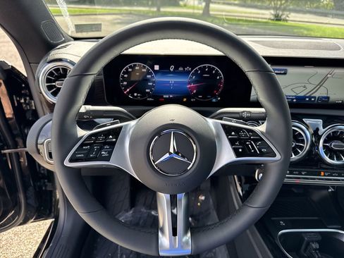New 2026 Mercedes-Benz CLA 250 4MATIC image 19