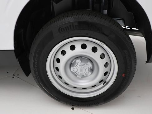 New 2025 Ford Maverick XL image 10