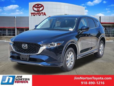 Used 2025 MAZDA CX-5 AWD 2.5 S w/ Preferred Package image 3