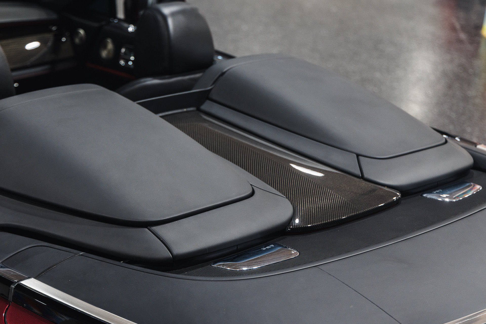 Used 2019 Rolls-Royce Dawn RWD image 39