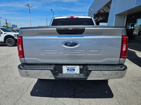 Used 2023 Ford F150 XLT image 4