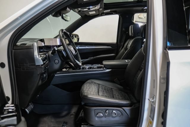 Used 2025 Cadillac Escalade V w/ LPO, Floor Liner Package AWD/4WD image 5