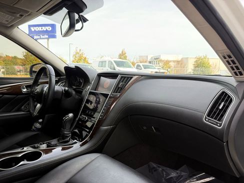 Used 2018 INFINITI Q50 Luxe w/ Cargo Package (L95) image 33