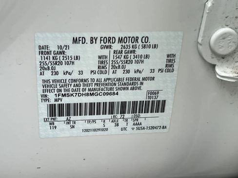 Used 2021 Ford Explorer XLT w/ Equipment Group 202A image 30