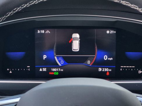 Used 2022 Volkswagen Tiguan SE image 10