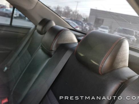 Used 2016 Toyota Camry SE image 33