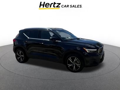 Used 2024 Volvo XC40 B5 Core