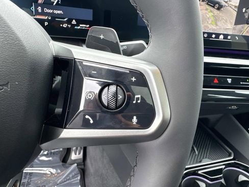 New 2026 BMW 530i w/ Executive Package image 28