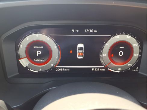 Used 2024 Nissan Rogue SL w/ SL Premium Package AWD/4WD image 13