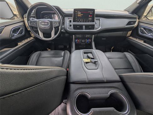 Used 2022 GMC Yukon SLT w/ SLT Premium Package image 30