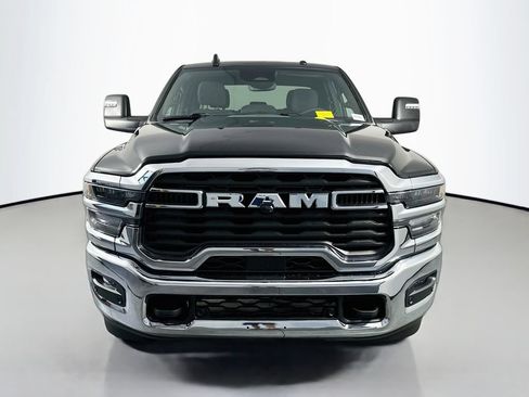 Used 2026 RAM 2500 Big Horn AWD/4WD image 2