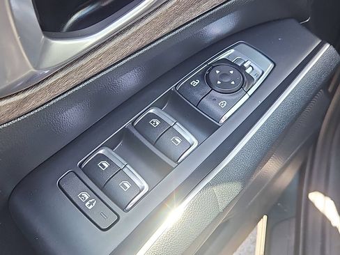 Certified 2022 Kia Sorento S w/ Panoramic Sunroof Package AWD/4WD image 27