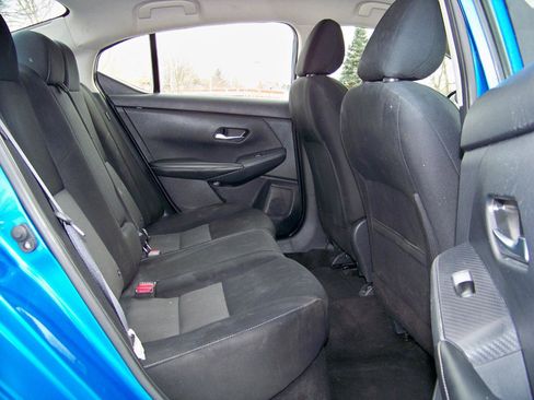 Used 2021 Nissan Sentra SV FWD image 17