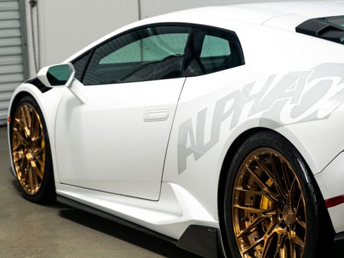 Used 2015 Lamborghini Huracan LP 610-4 image 27