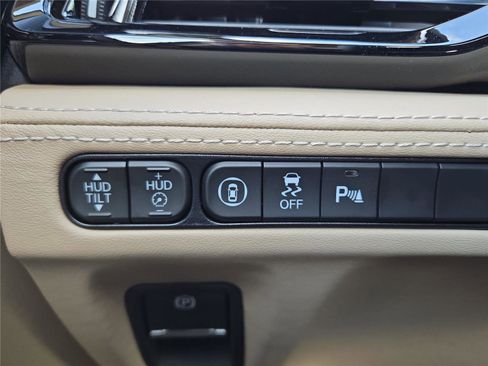 New 2026 Acura MDX SH-AWD w/ Advance Package image 14