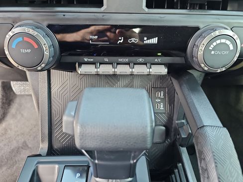 Used 2025 Toyota Tacoma SR5 RWD image 26