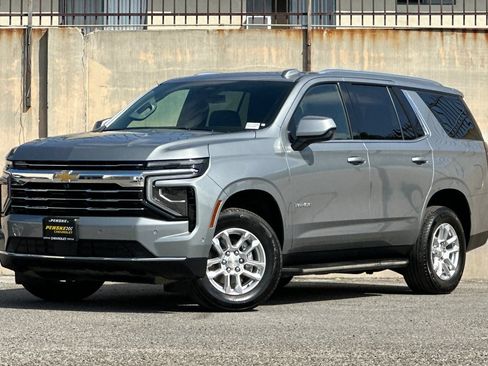 Certified 2025 Chevrolet Tahoe LT AWD/4WD image 8