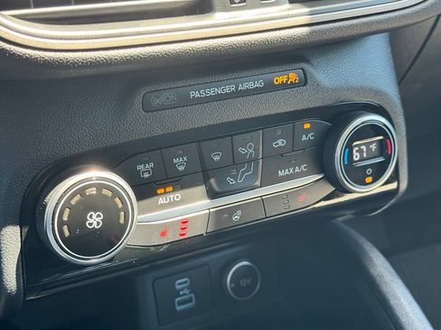 Used 2021 Ford Escape SE w/ Cold Weather Package AWD/4WD image 30