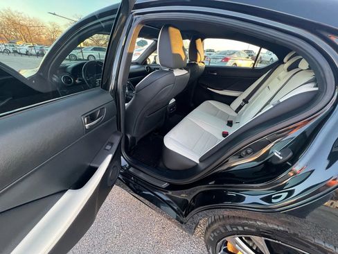 Used 2022 Lexus IS 350 F Sport image 15