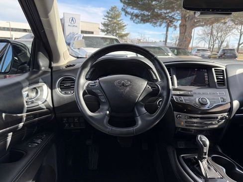 Used 2020 INFINITI QX60 Luxe w/ Essential Package image 2