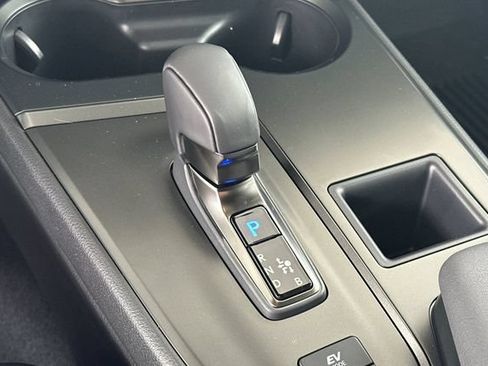 New 2026 Lexus UX 300h FWD image 19