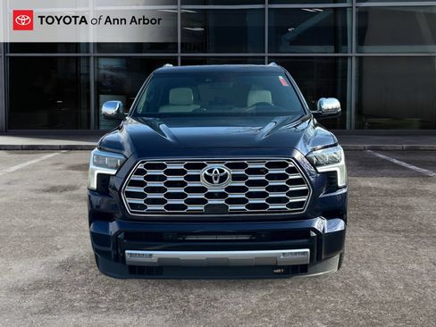 Used 2023 Toyota Sequoia Capstone AWD/4WD image 14