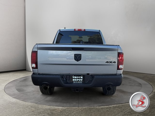 Used 2022 RAM 1500 Warlock AWD/4WD image 6