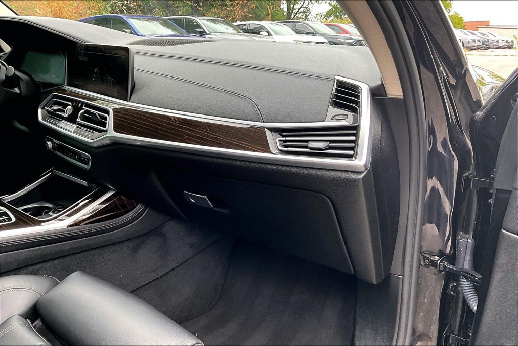 Used 2020 BMW X7 xDrive40i w/ Executive Package AWD/4WD image 19