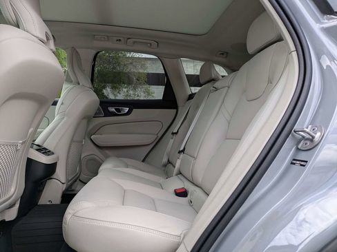 New 2026 Volvo XC60 B5 Ultra w/ Protection Package Premier AWD/4WD image 13