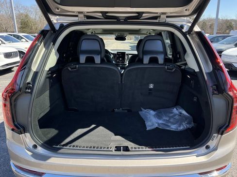 Used 2025 Volvo XC90 B6 Ultra image 12
