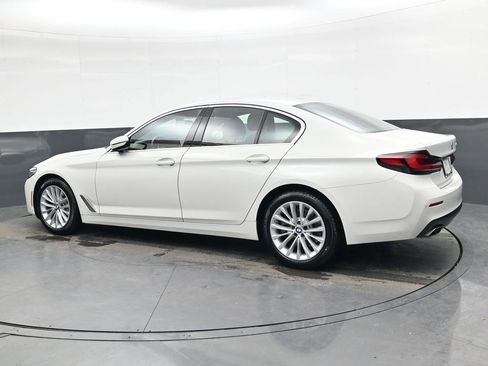 Used 2023 BMW 530i w/ Convenience Package image 6