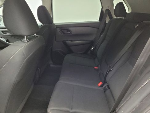 Used 2024 Nissan Rogue S image 18