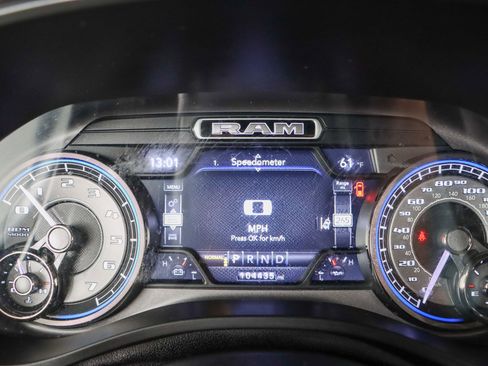 Used 2021 RAM 1500 Limited AWD/4WD image 16