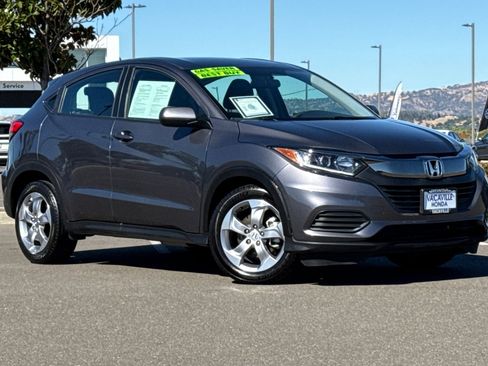 Used 2021 Honda HR-V LX image 2