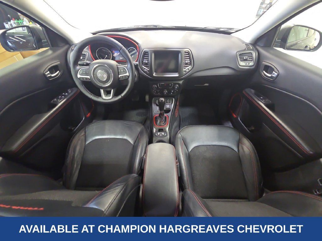 Used 2018 Jeep Compass Trailhawk AWD/4WD image 28
