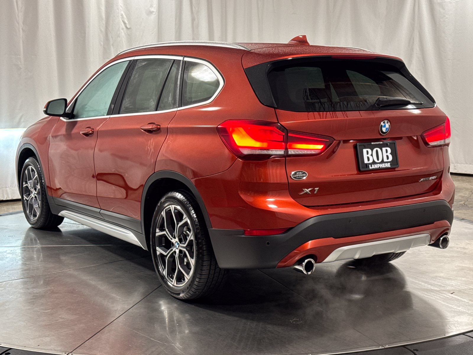 Used 2020 BMW X1 xDrive28i w/ Premium Package AWD/4WD image 9