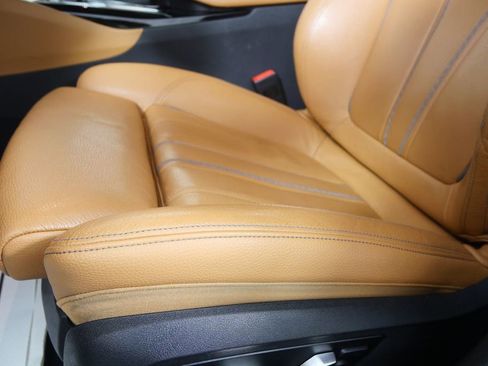 Used 2019 BMW 530i image 9